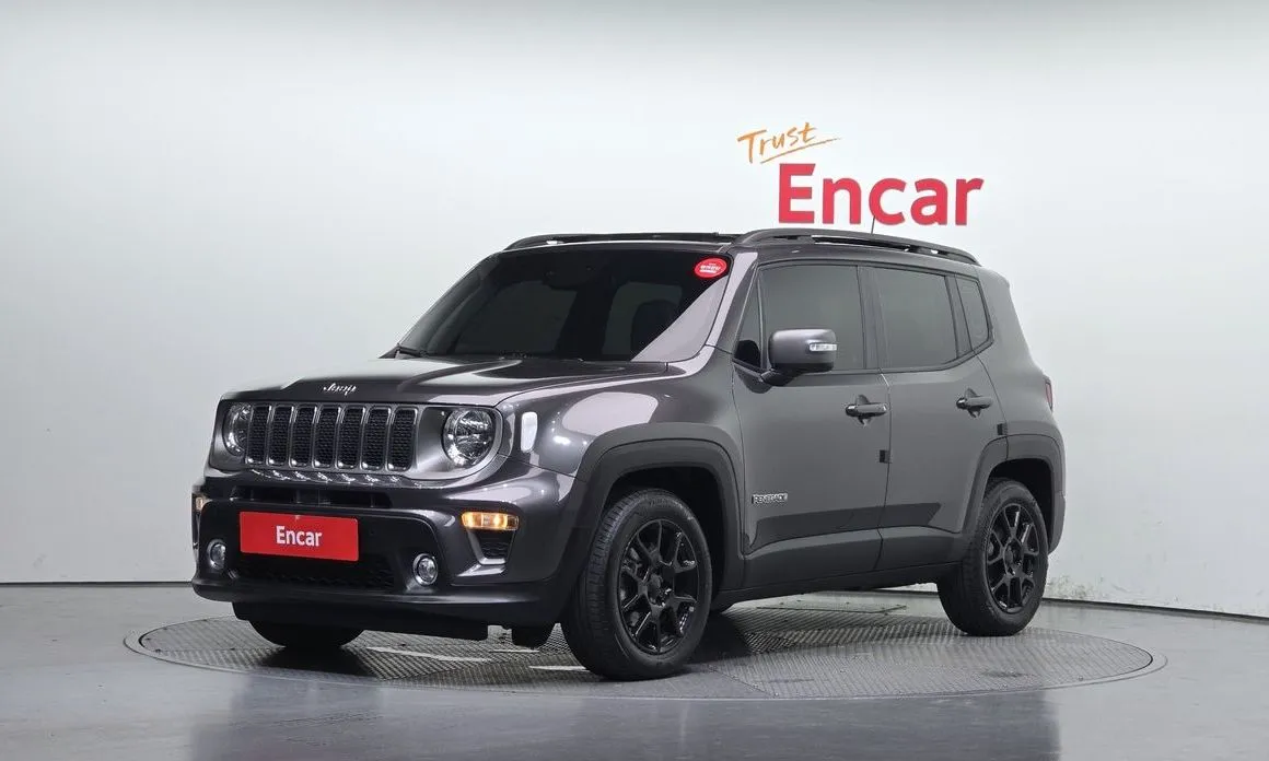 Jeep Renegade — фото 1
