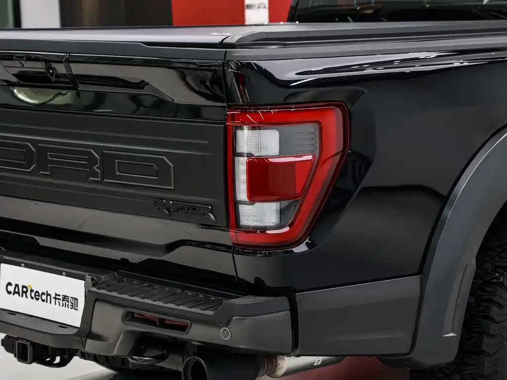 Ford F-150 Raptor — фото 5