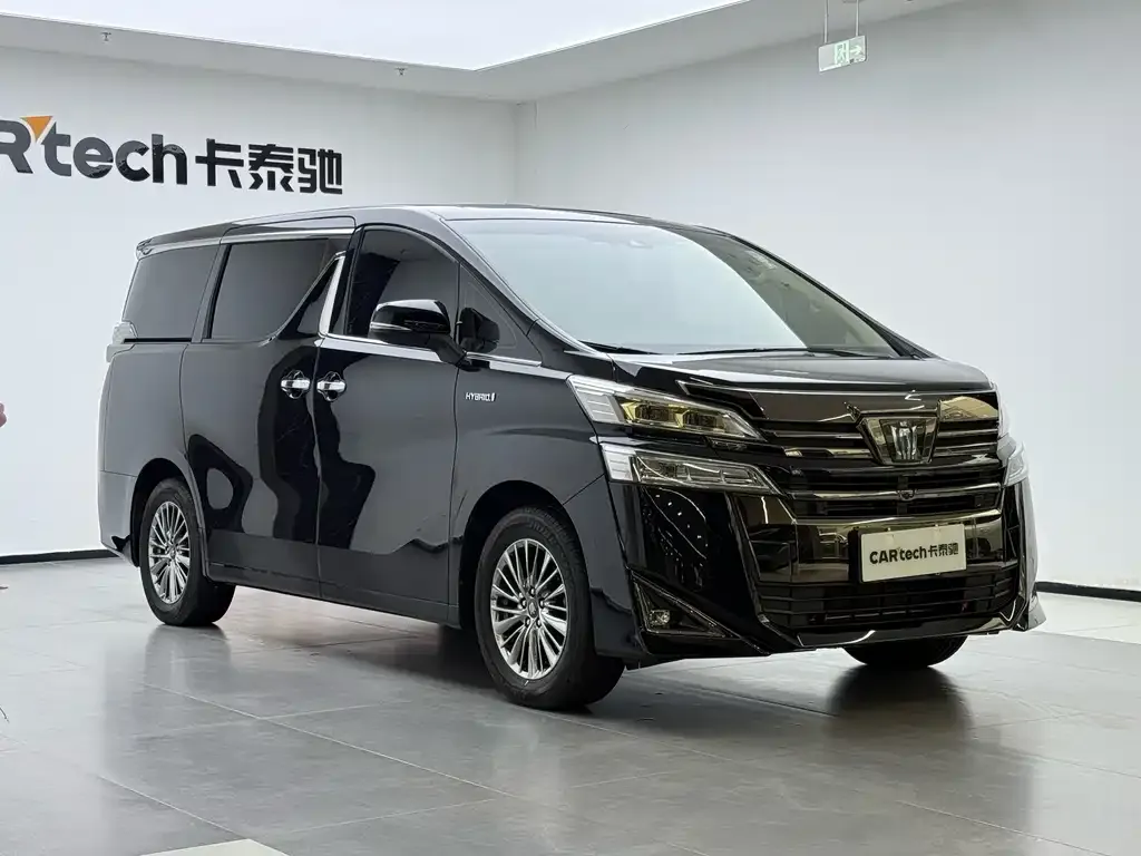 Toyota Vellfire — фото 4