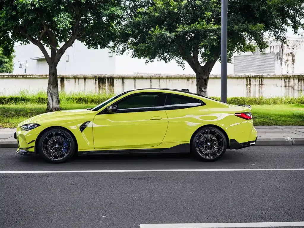 BMW M4 — фото 9