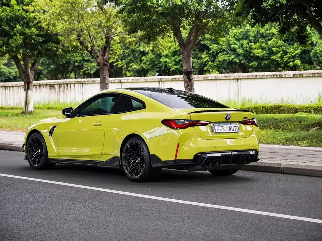 BMW M4 — фото 10