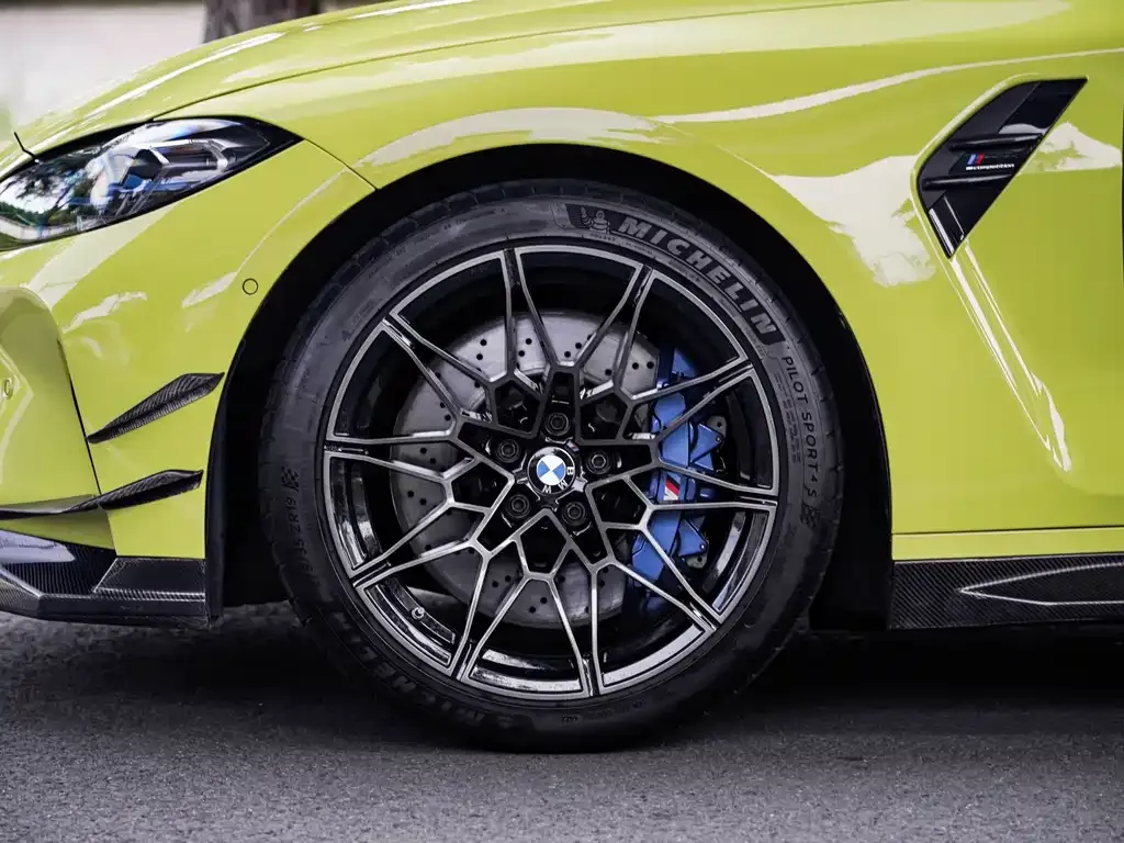 BMW M4 — фото 6