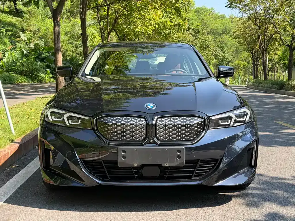 BMW i3 — фото 5