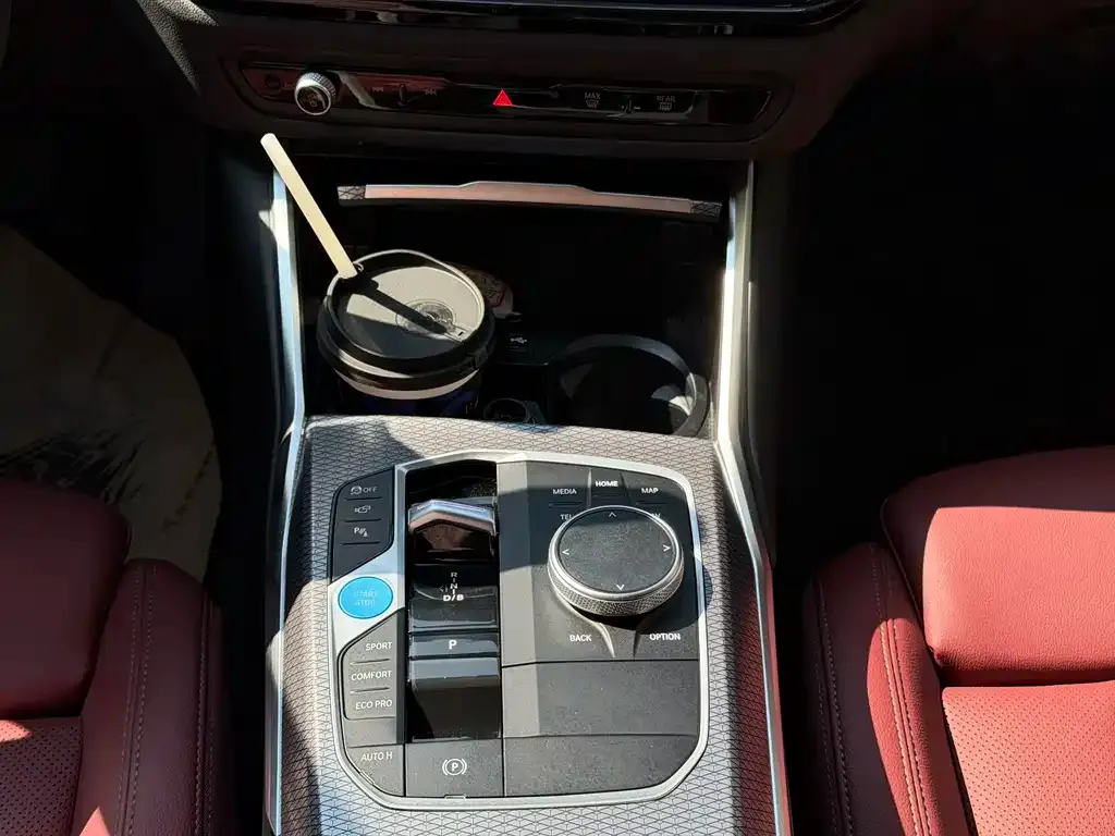 BMW i3 — фото 2