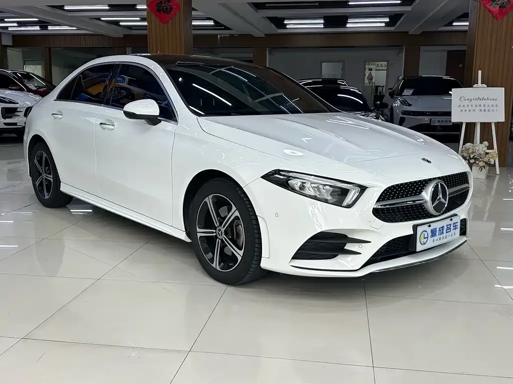 Mercedes-Benz A-Class — фото 6