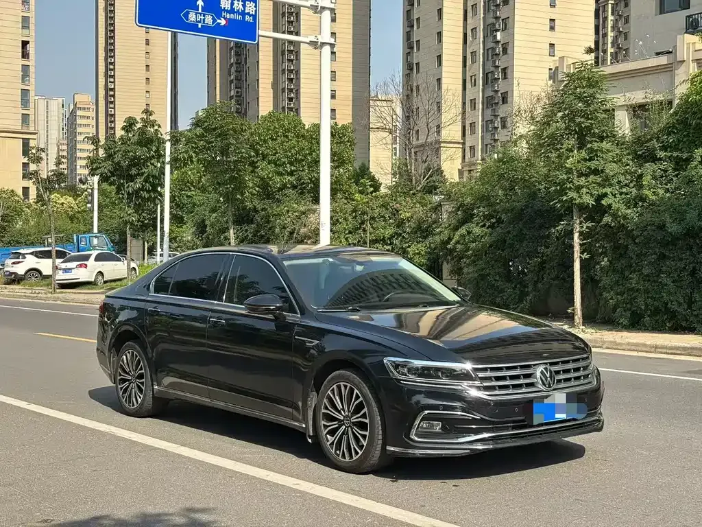 Volkswagen Phideon — фото 5