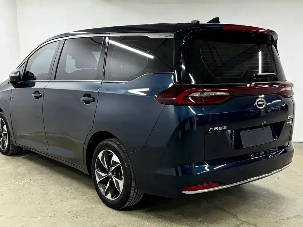 GAC Motor Trumpchi M6 — фото 3