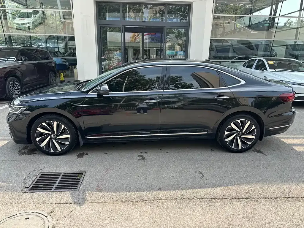 Volkswagen Passat — фото 3