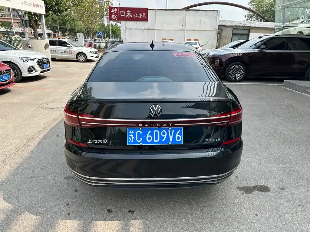 Volkswagen Passat — фото 8