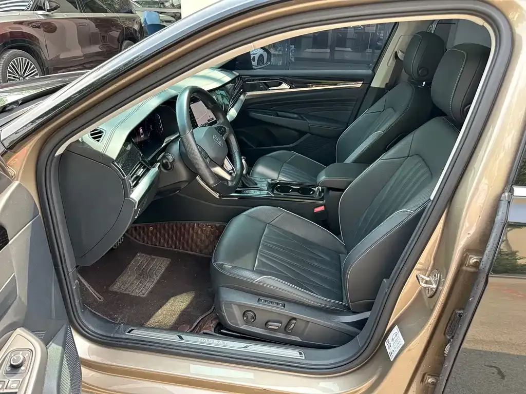 Volkswagen Passat — фото 2