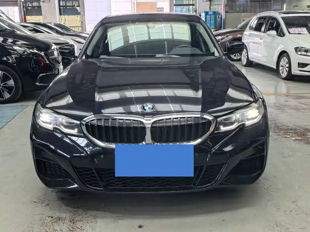 BMW 3 Series — фото 1