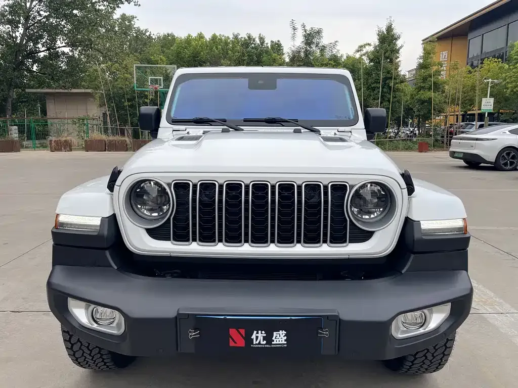 Jeep Wrangler — фото 6