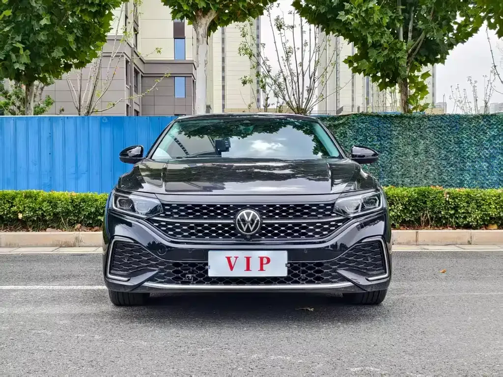 Volkswagen Passat — фото 8