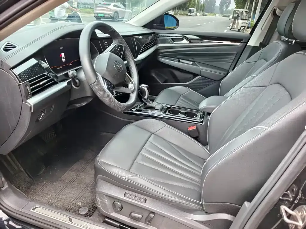 Volkswagen Passat — фото 3