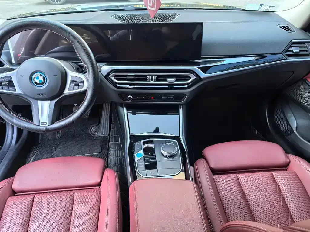 BMW i3 — фото 8