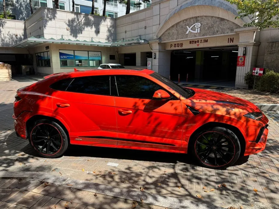 Lamborghini Urus — фото 9