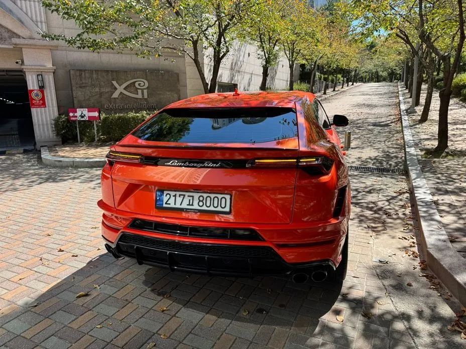 Lamborghini Urus — фото 10