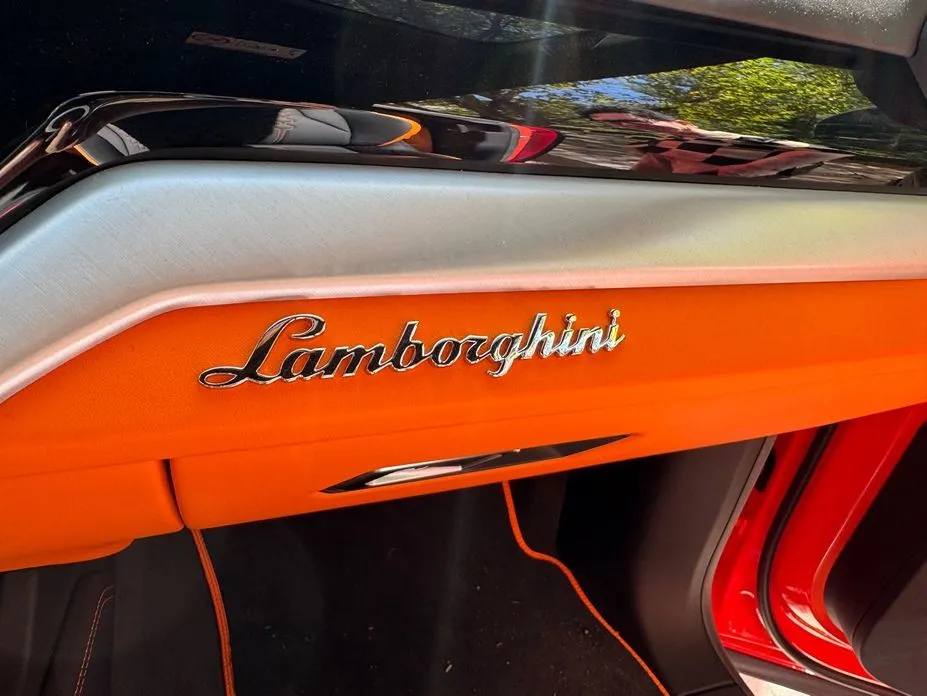 Lamborghini Urus — фото 2