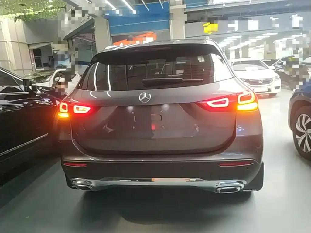 Mercedes-Benz GLA — фото 8