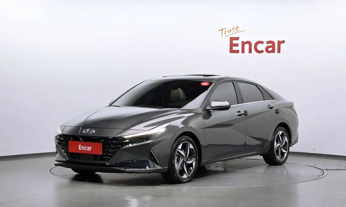 Hyundai AVANTE — фото 1