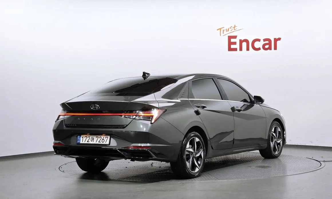 Hyundai AVANTE — фото 3