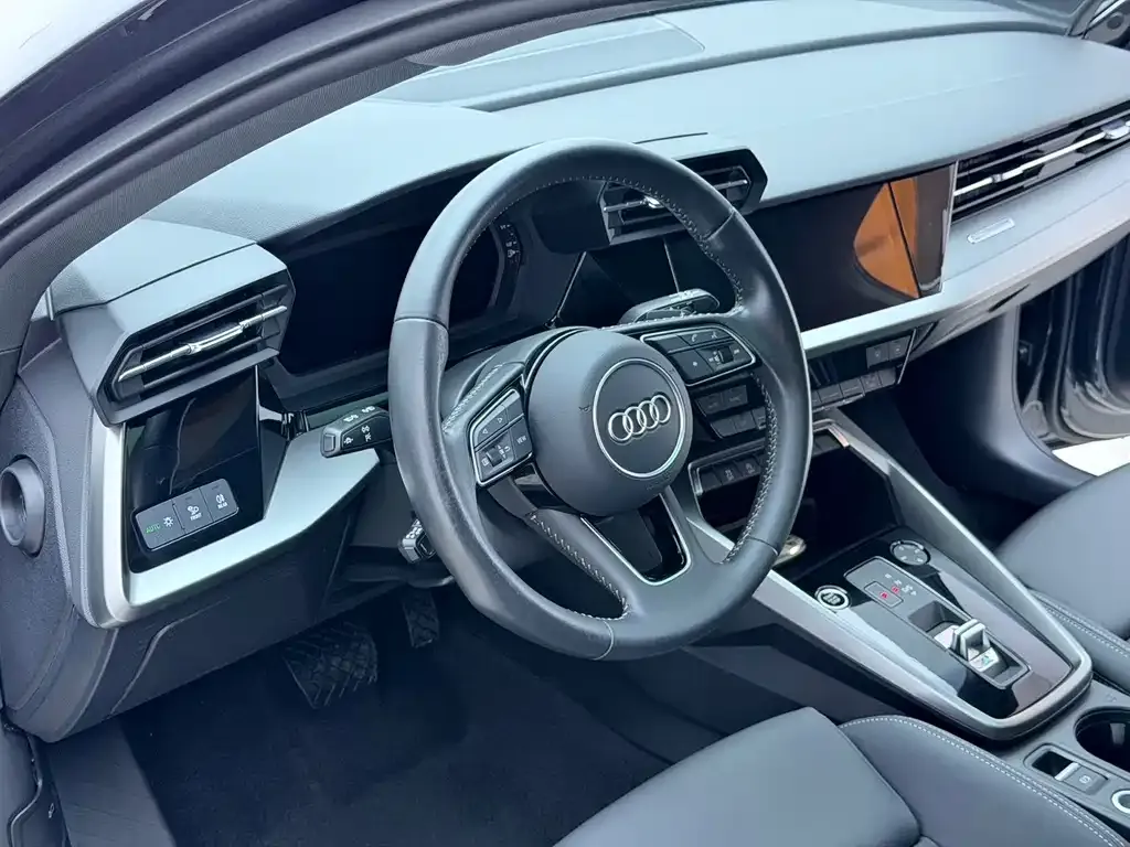 Audi A3 — фото 7