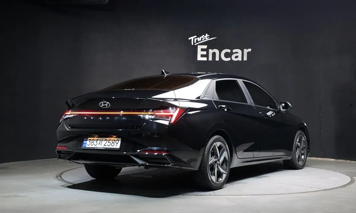 Hyundai AVANTE — фото 3