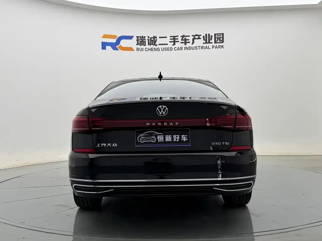 Volkswagen Passat — фото 3