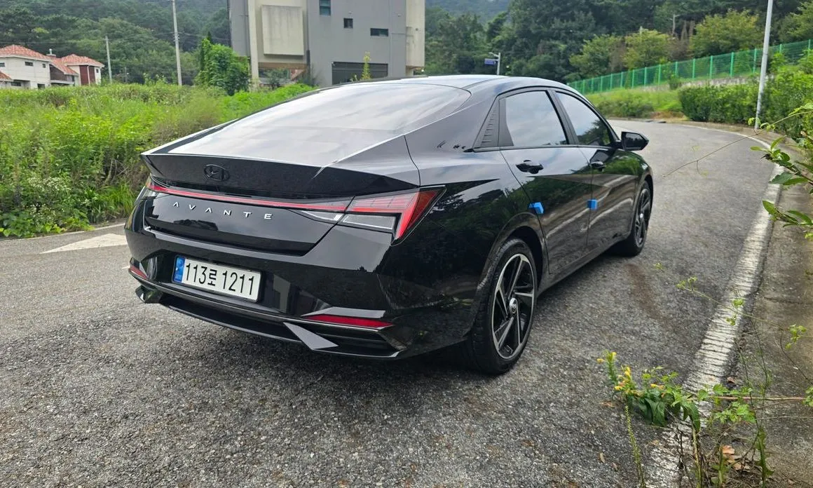 Hyundai AVANTE — фото 8