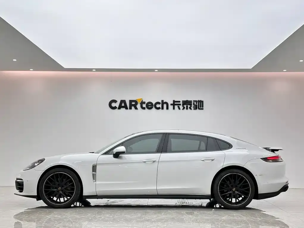 Porsche Panamera — фото 10