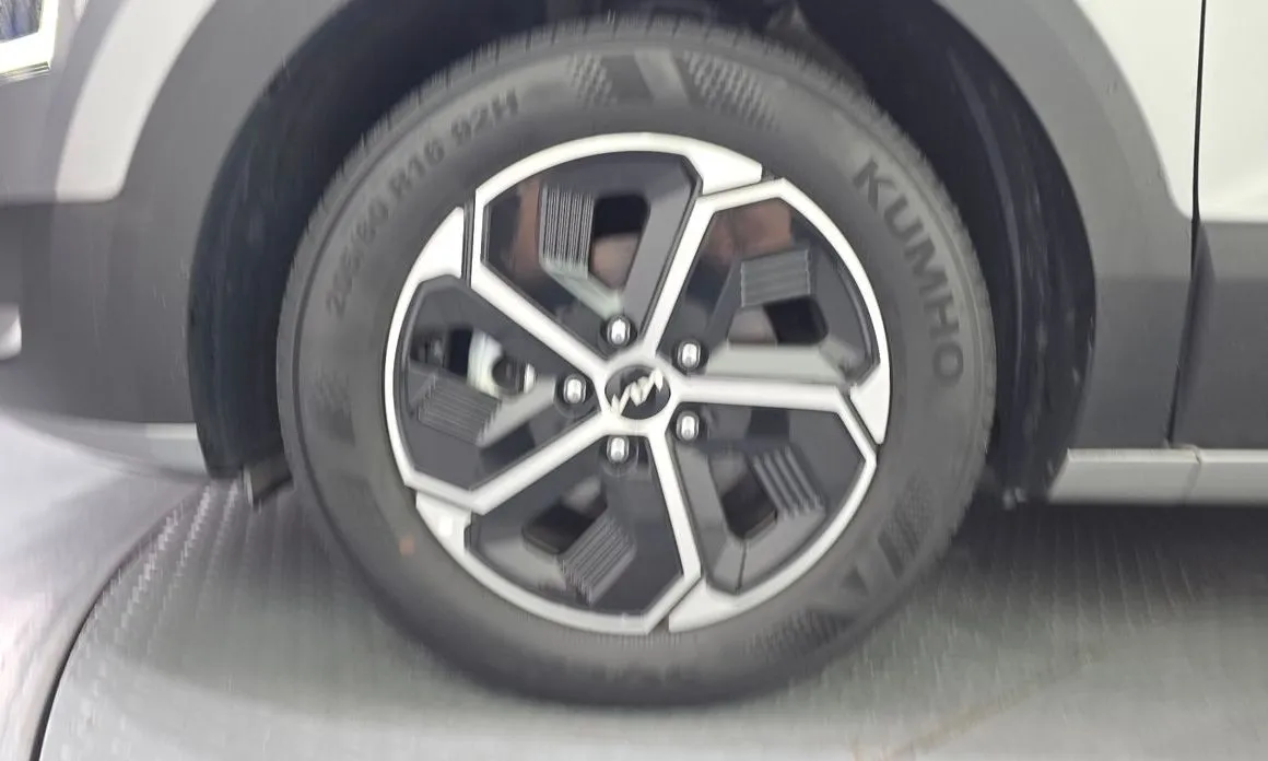 Kia Niro — фото 10