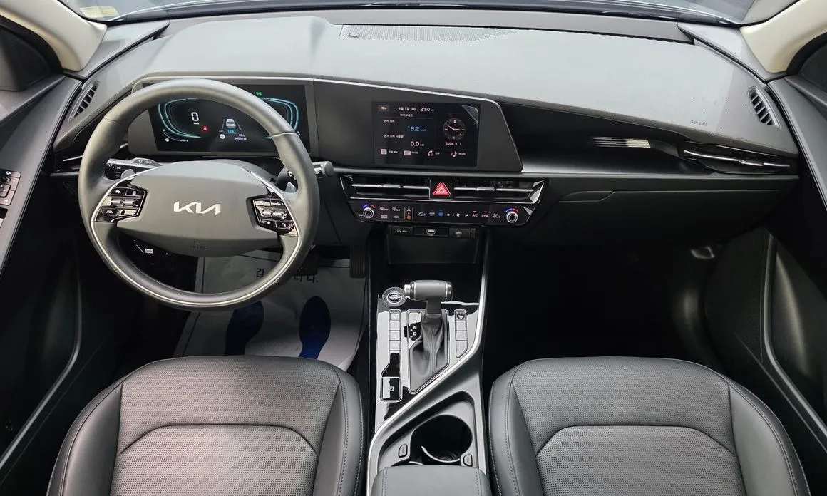 Kia Niro — фото 8