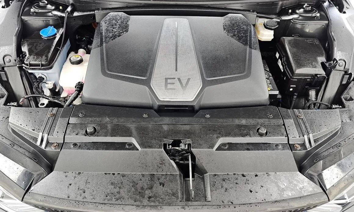 Kia EV6 — фото 6