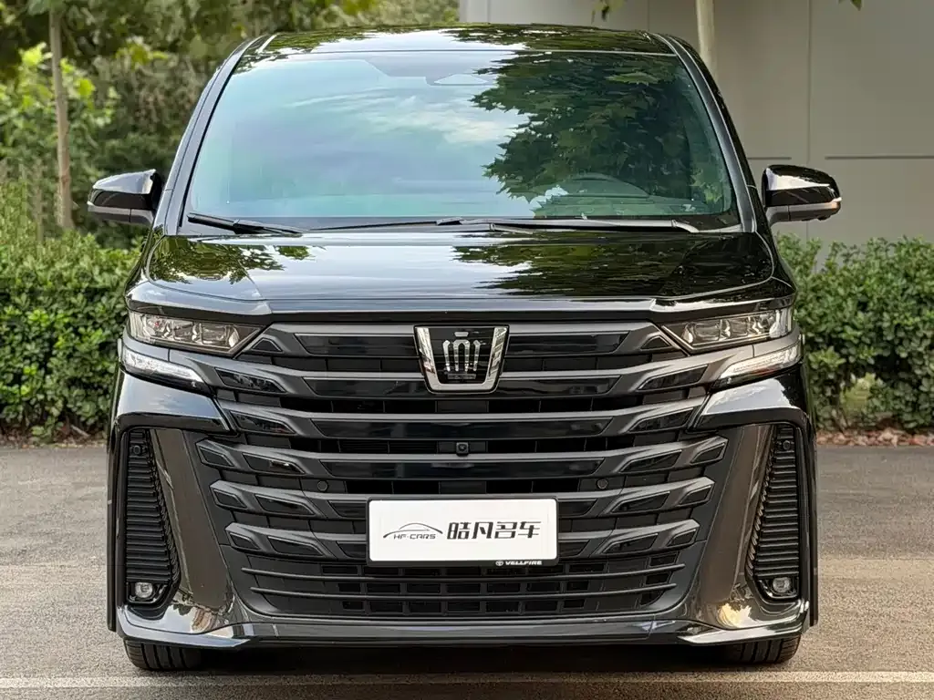 Toyota Vellfire — фото 7
