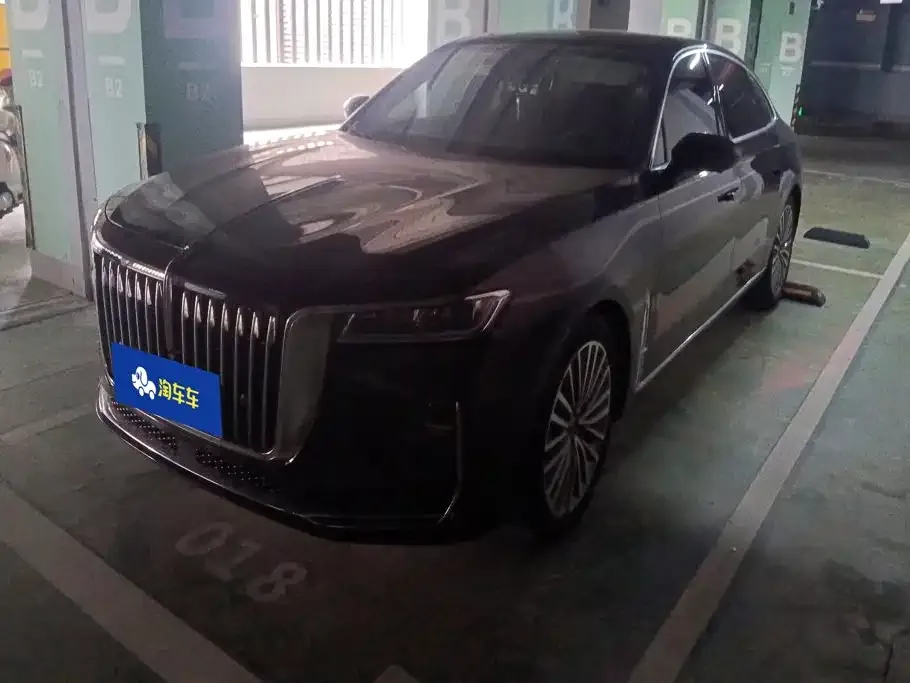 Hongqi H9 — фото 1