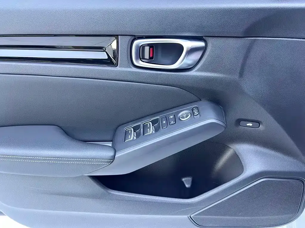 Honda Civic — фото 10