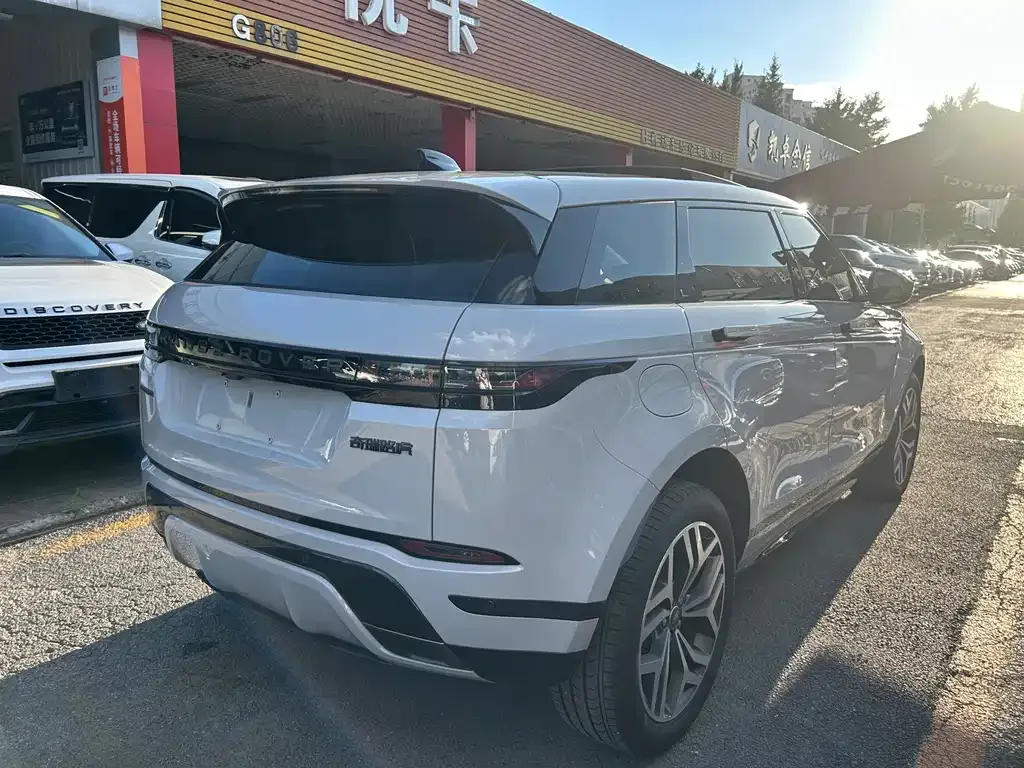 Land Rover Evoque — фото 9