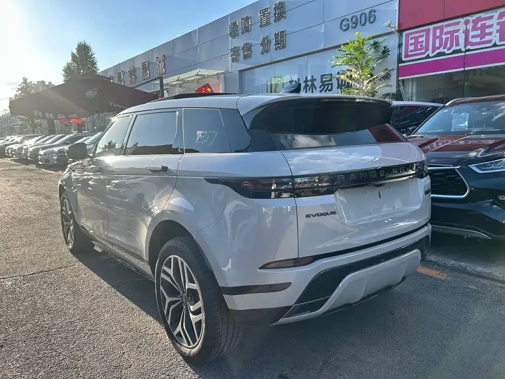 Land Rover Evoque — фото 10