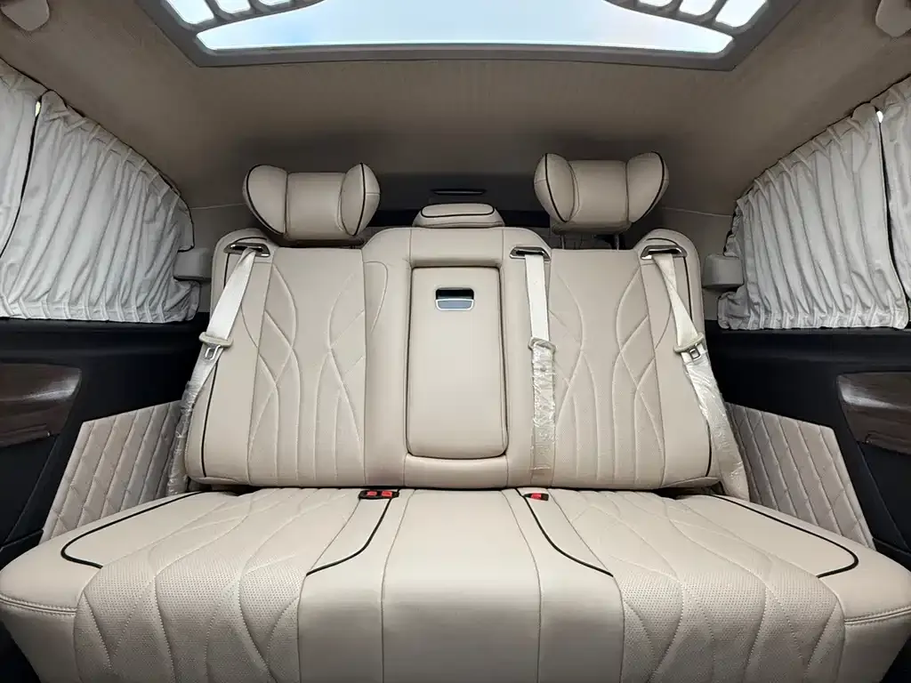 Mercedes-Benz Vito — фото 10