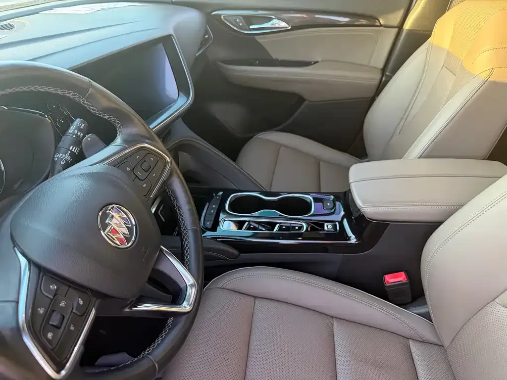 Buick Envision Plus — фото 8