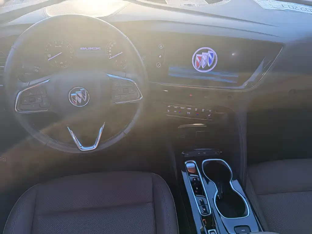 Buick Envision Plus — фото 2
