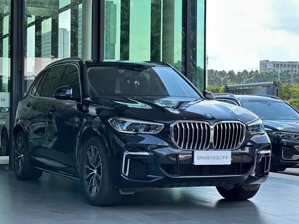 BMW X5 — фото 1