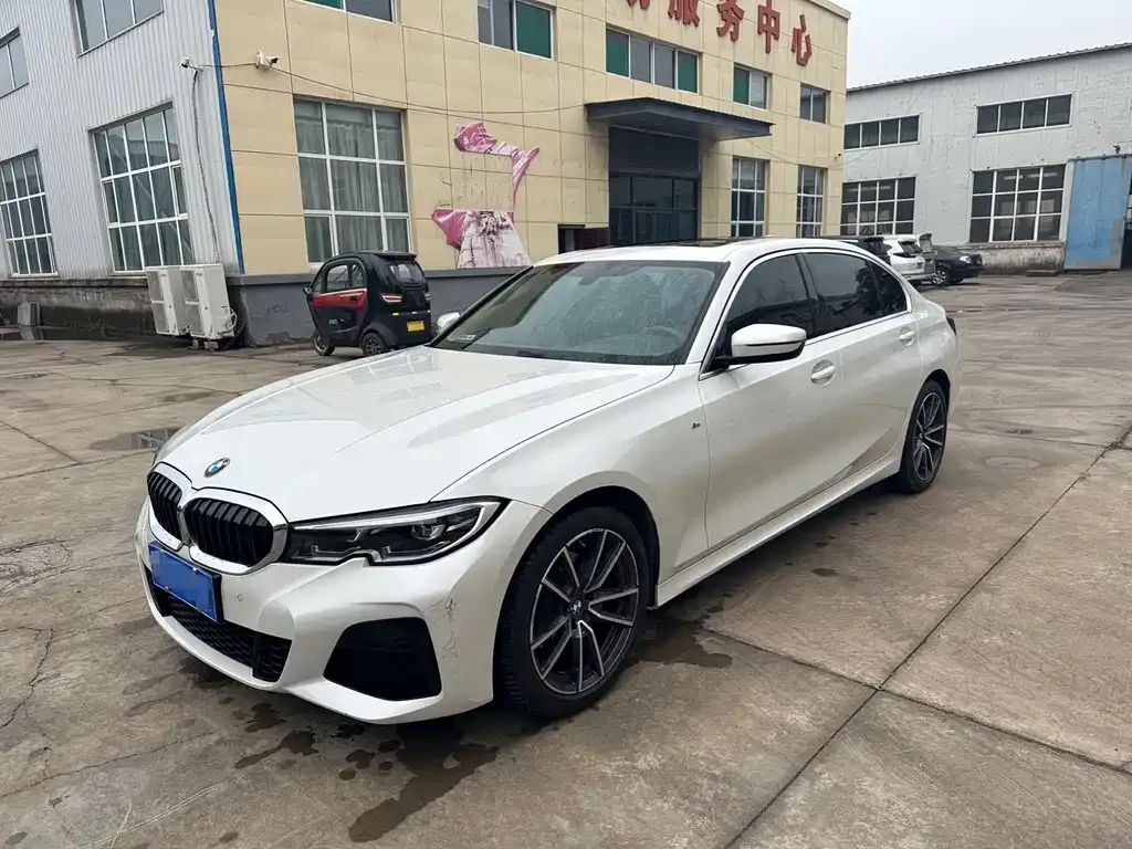 BMW 3 Series — фото 1