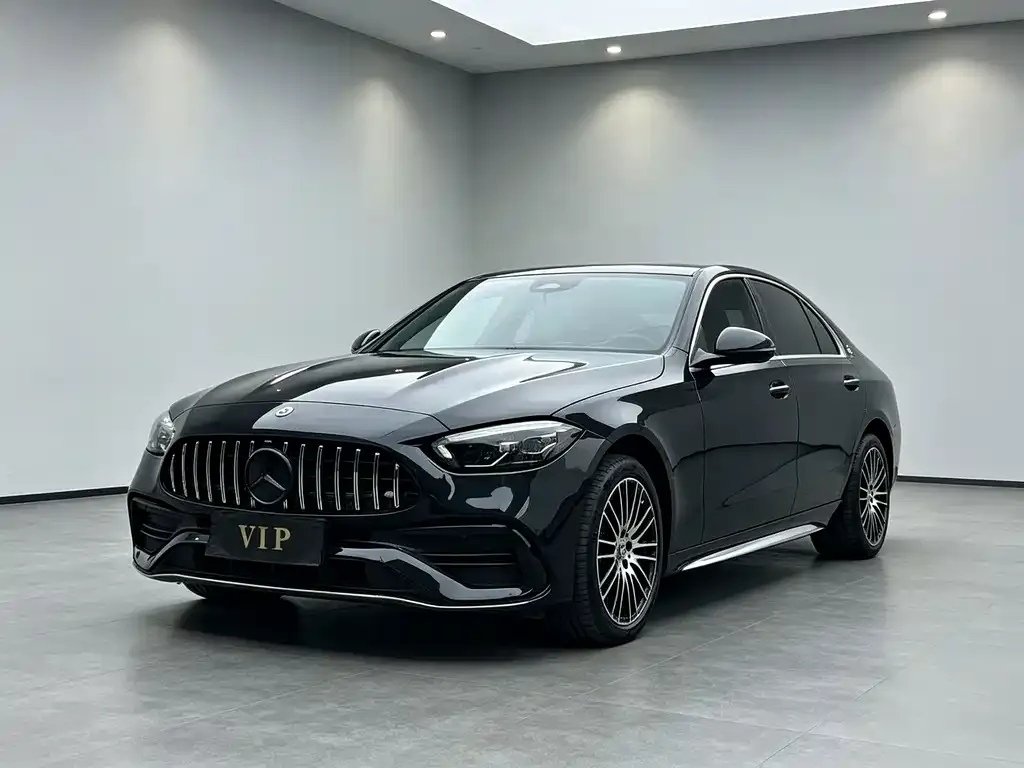 Mercedes-Benz C-Class — фото 1
