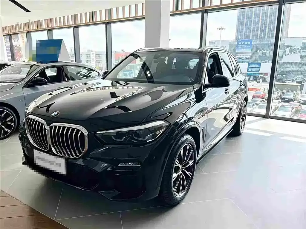BMW X5 (Import) — фото 1