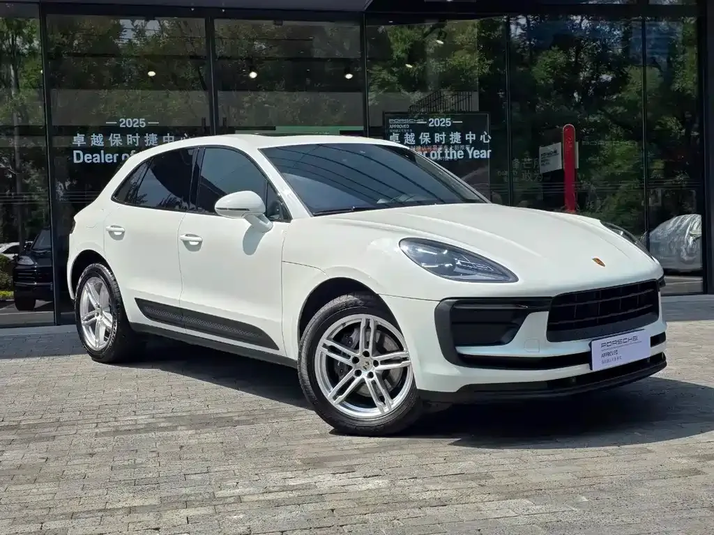 Porsche Macan — фото 9