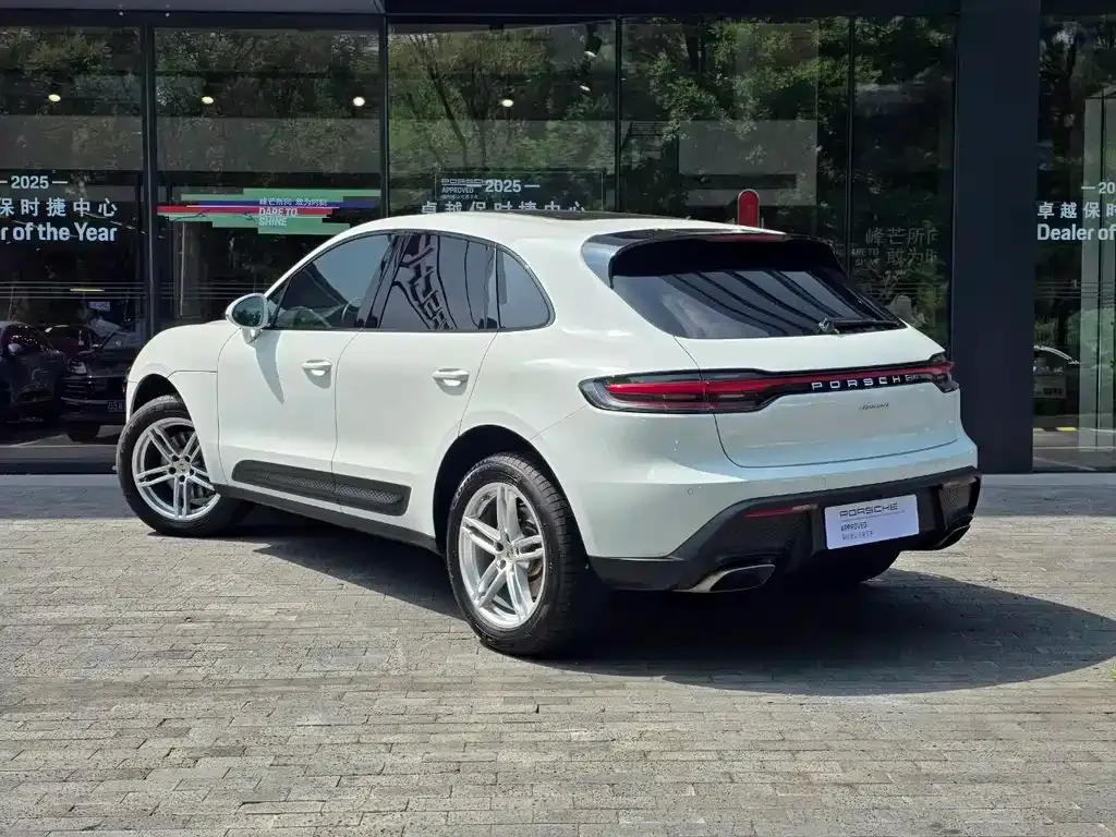 Porsche Macan — фото 5