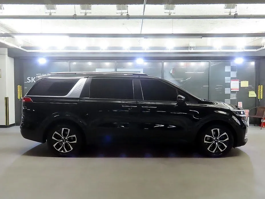 Kia Carnival — фото 2