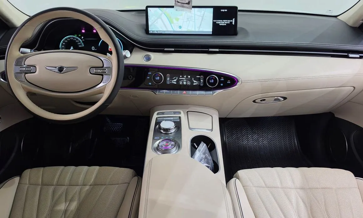 Genesis GV70 — фото 10