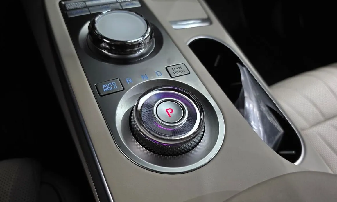 Genesis GV70 — фото 9